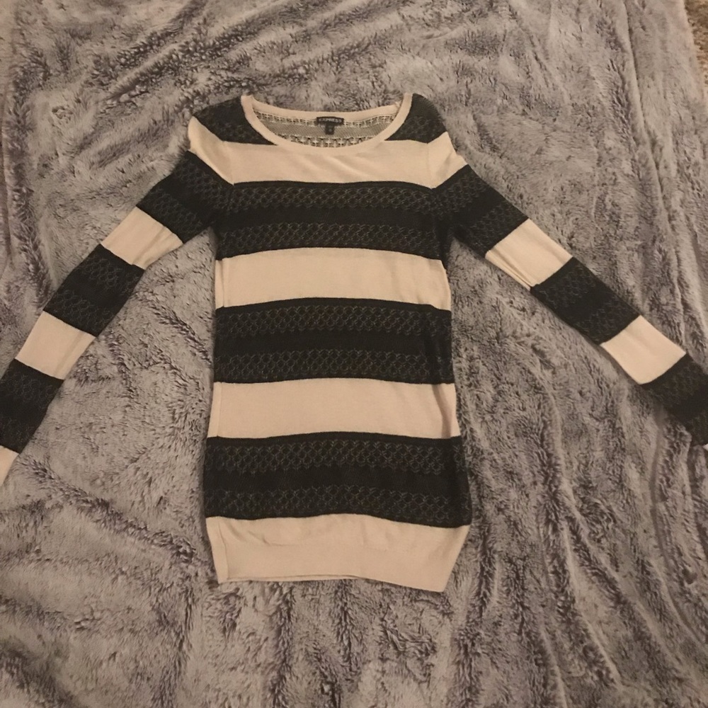 Juniors sweater